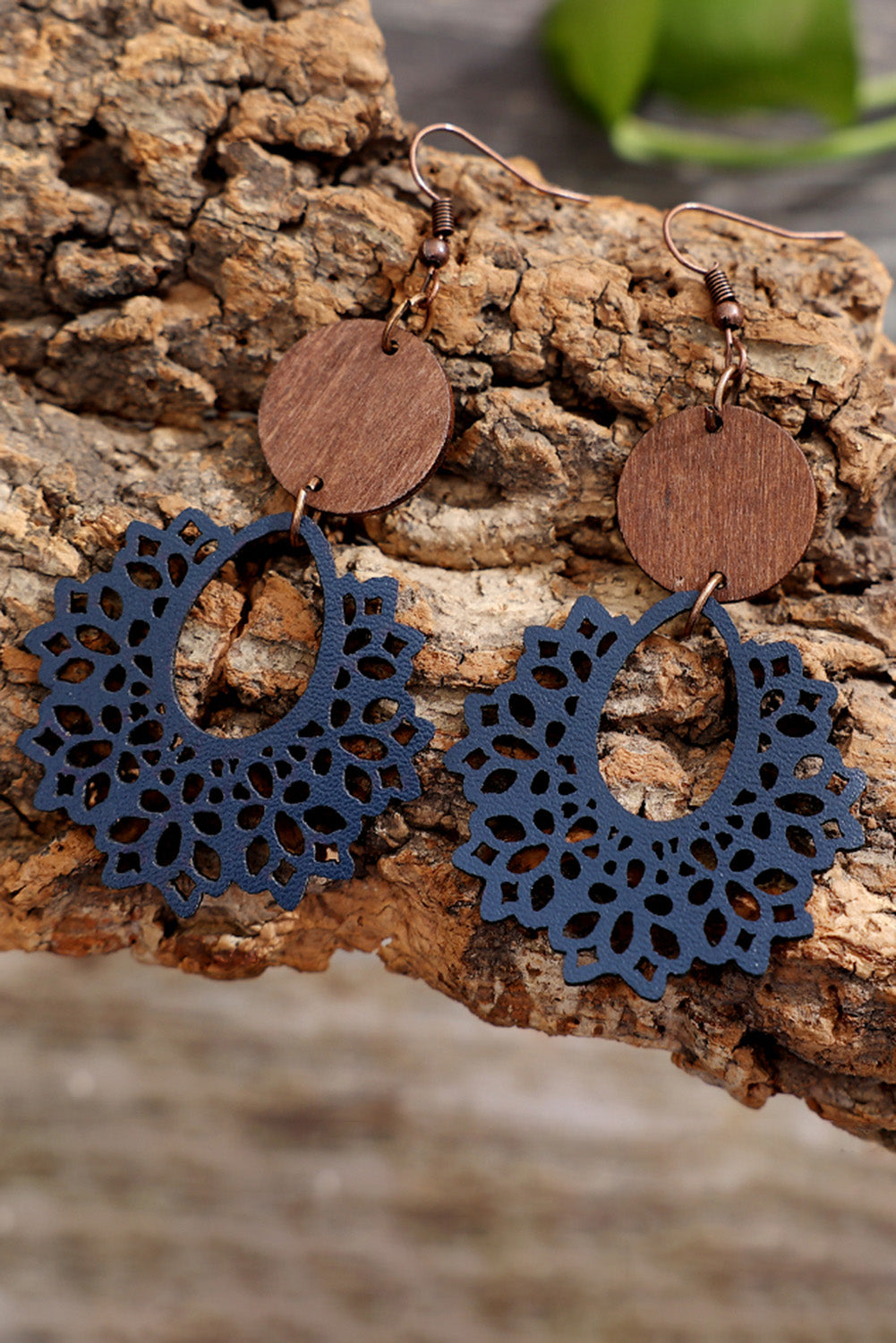 White Hollowed Flower Round Wood Pendant Earrings - LA Grand