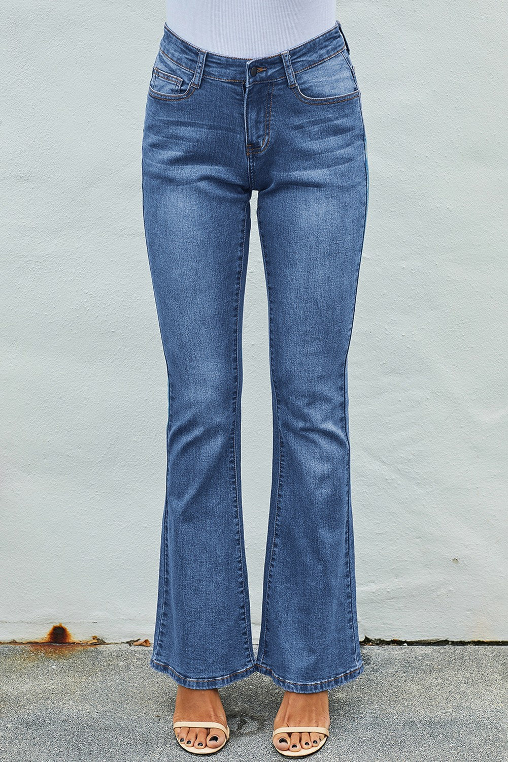 Light Blue Wash Vintage Wide Leg Jeans - LA Grand