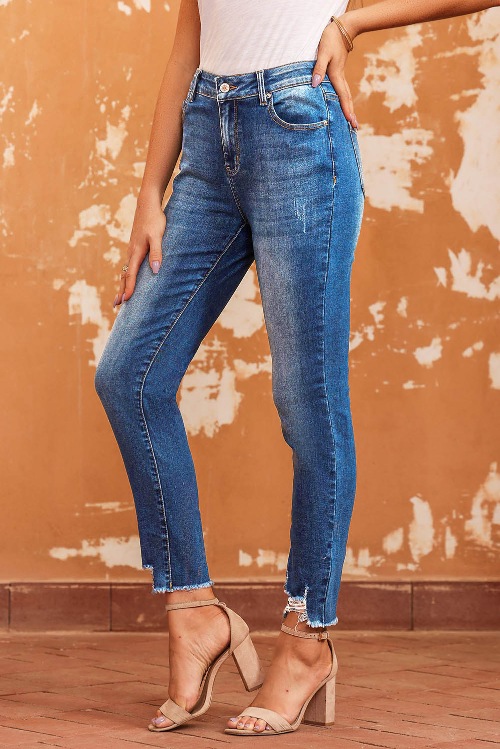 Blue Raw Hem Ankle-length Skinny Jeans - LA Grand