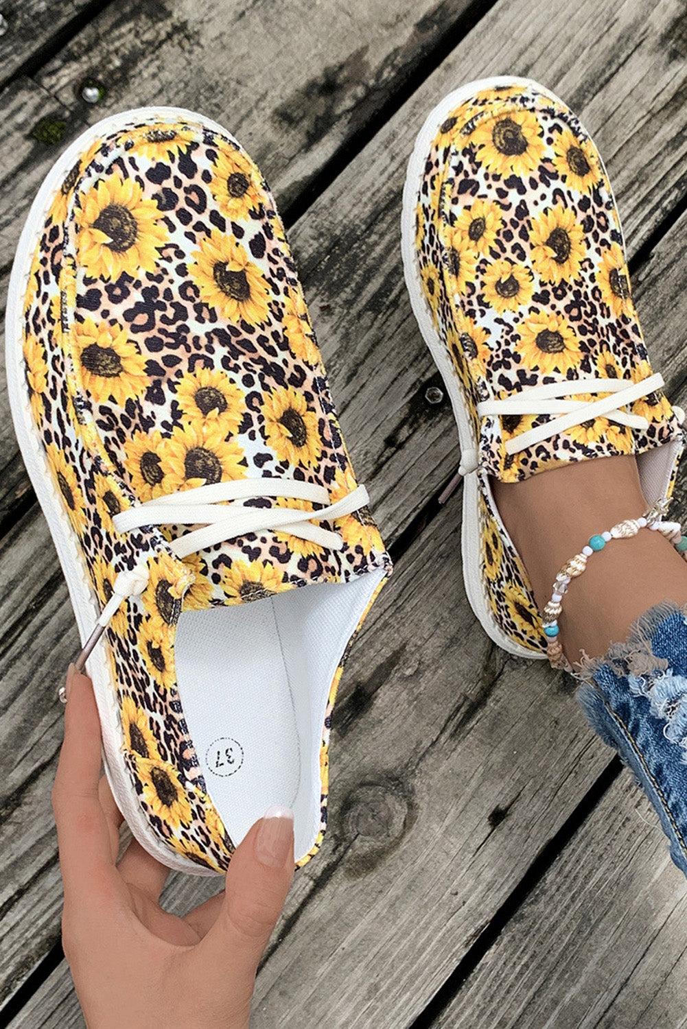 Yellow Sunflower Leopard Print Lace-up Decor Canvas Shoes - LA Grand