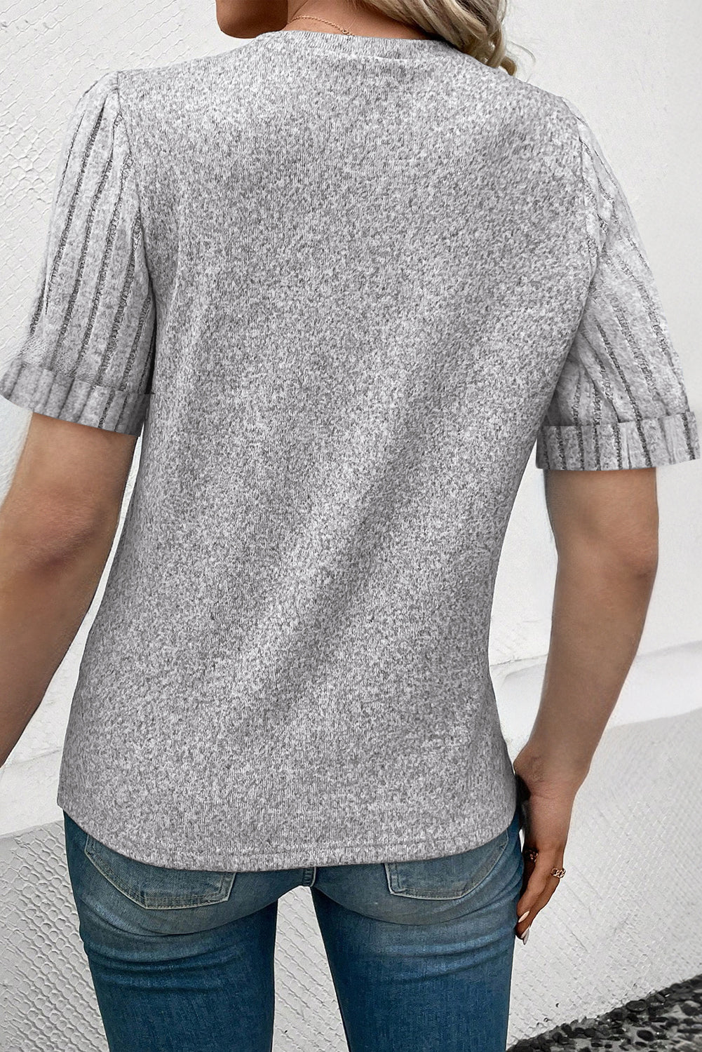 Gray Ribbed Splicing Sleeve Round Neck T-shirt - LA Grand