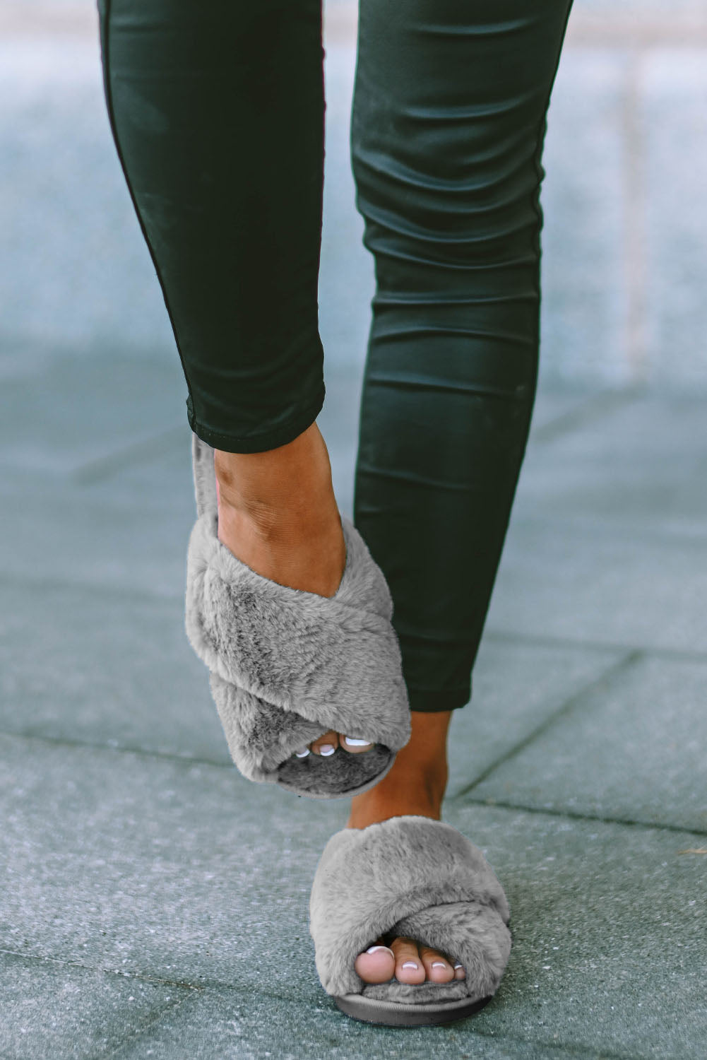 Gray Crossed Straps Winter Furry Slippers - LA Grand