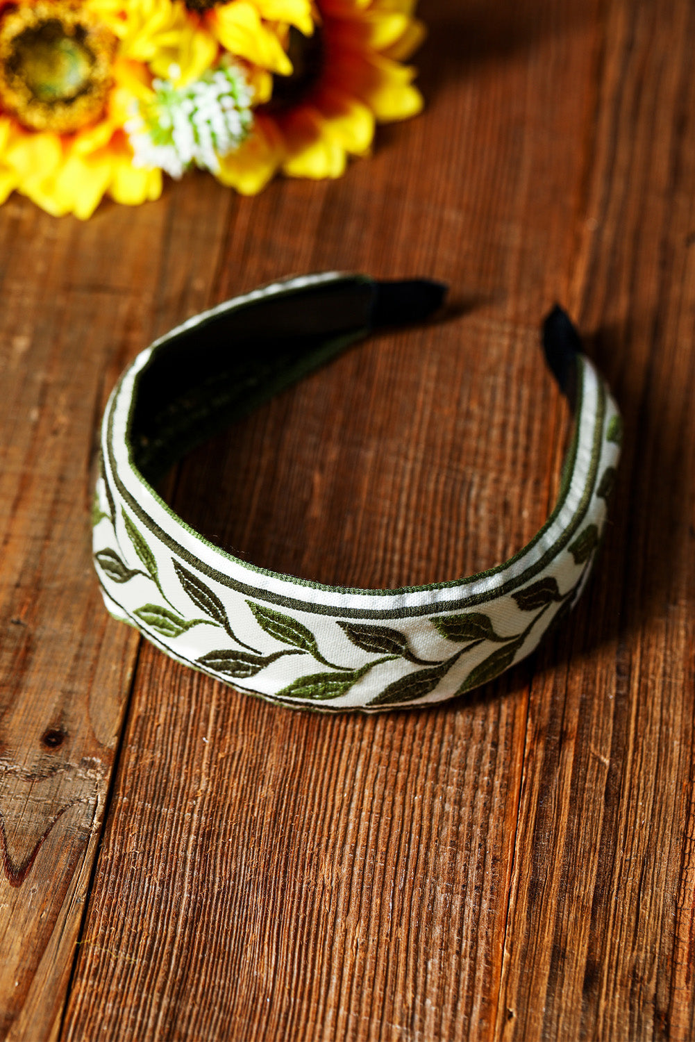 Grass Green Leafy Embroidered Headband - LA Grand