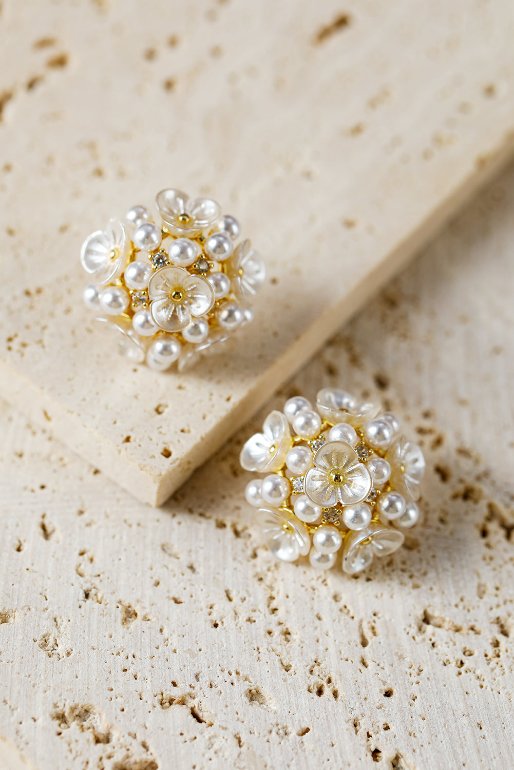 Gold Flower Faux Pearls Stud Earrings - LA Grand