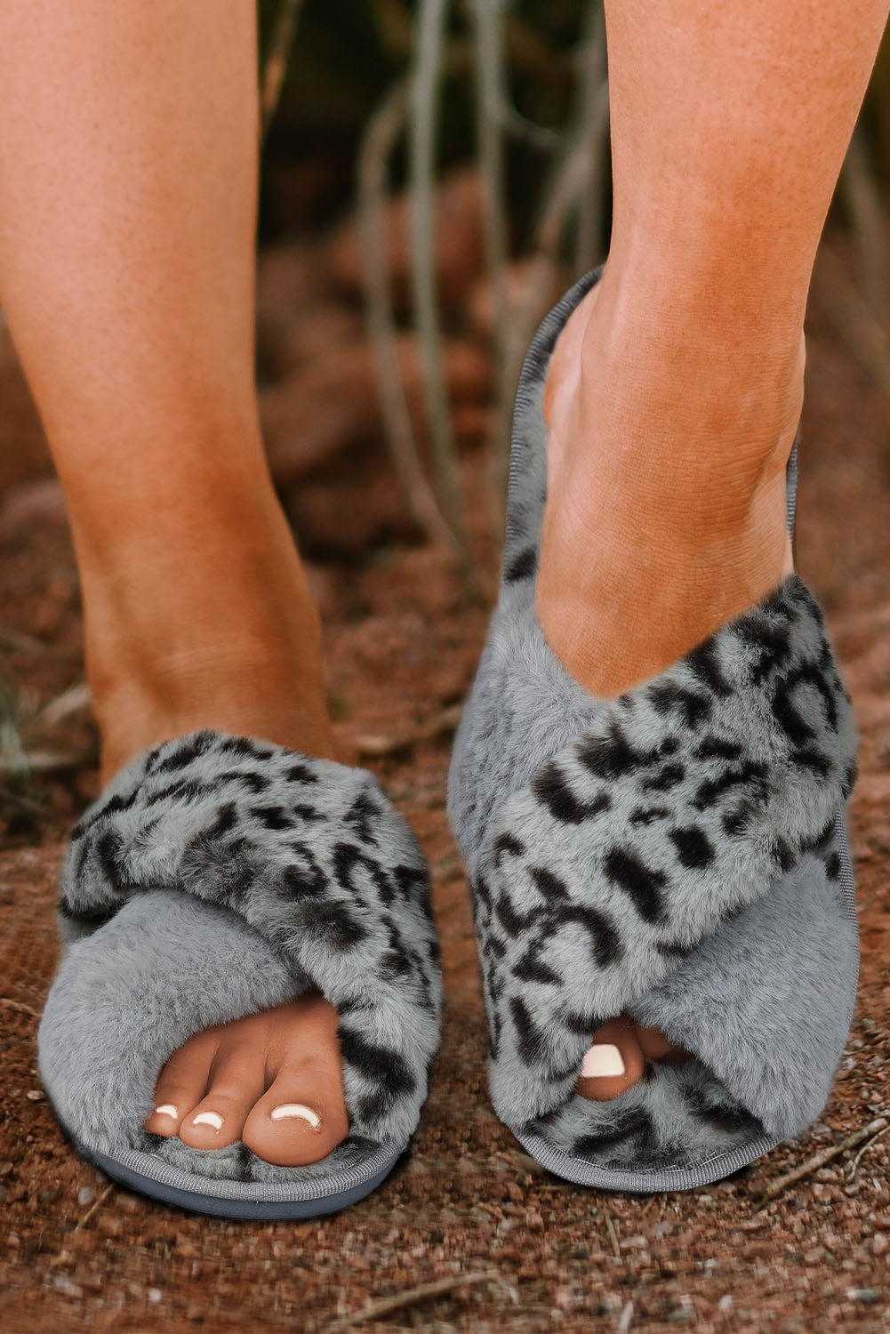 Brown Leopard Crossed Straps Furry Slippers - LA Grand