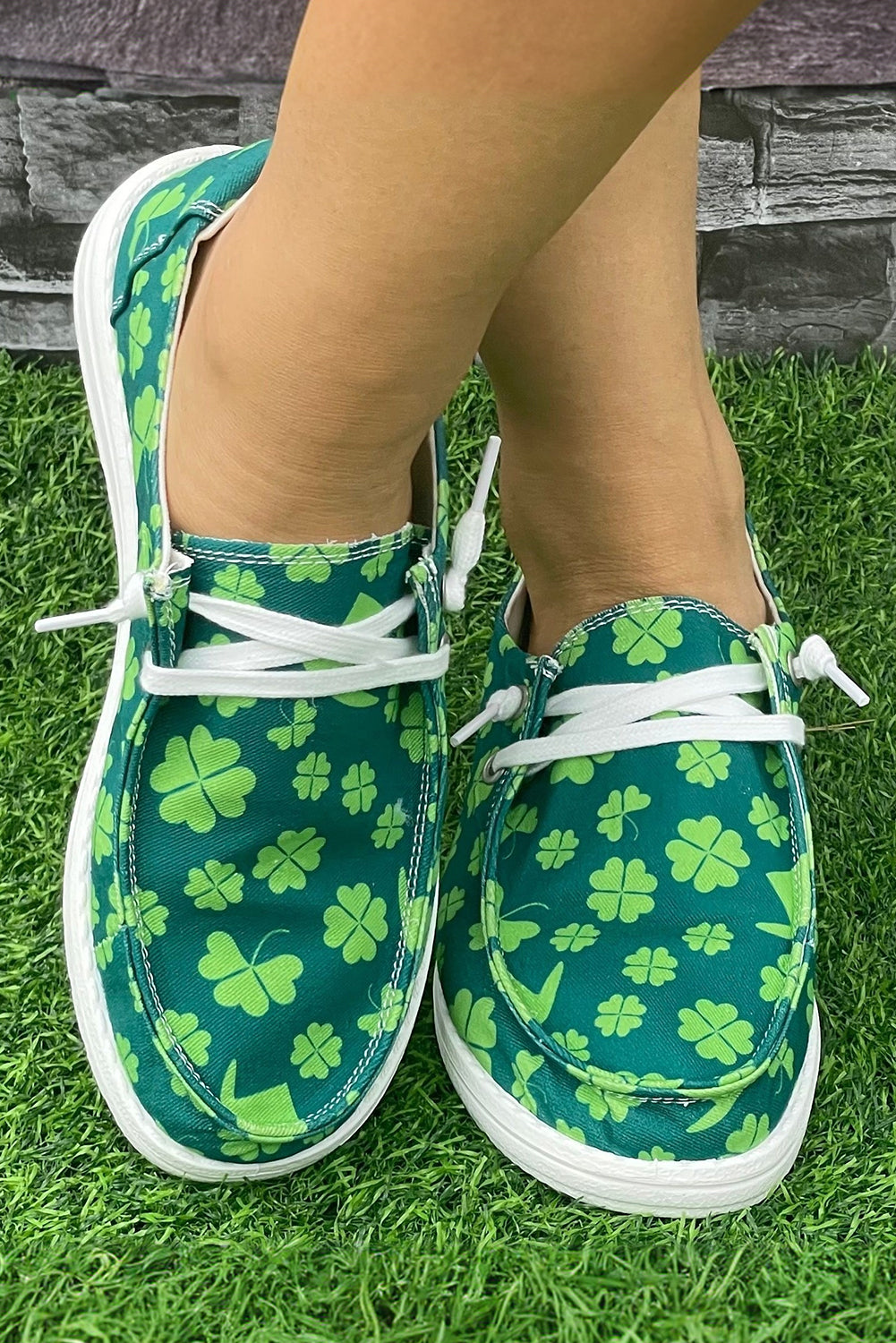 Blackish Green Clover Print Criss Cross Slip On Canvas Shoes - LA Grand