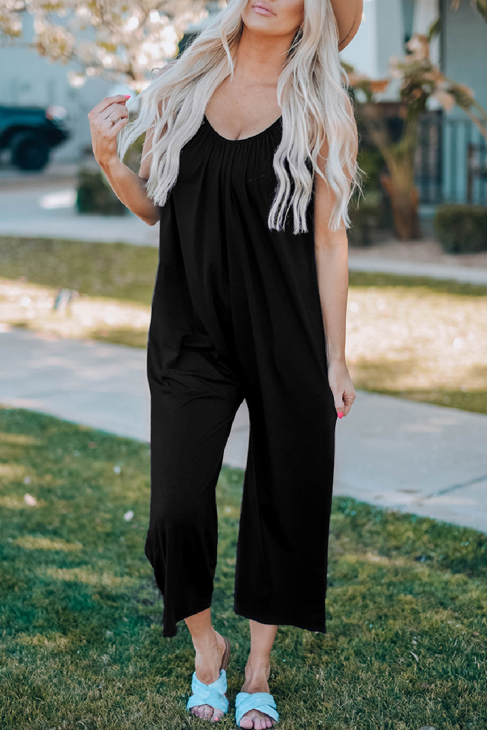 Black Spaghetti Straps Wide Leg Pocketed Jumpsuits - LA Grand