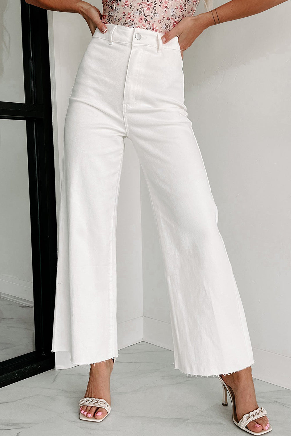 White Solid Raw Hem Wide Leg Crop Jeans - LA Grand