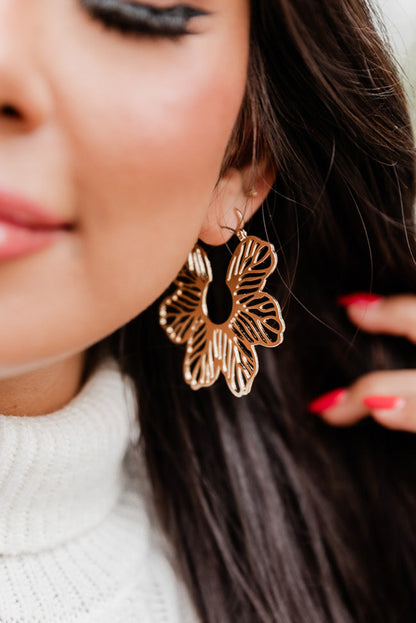 Gold Hollowed Flower Pendant Earrings - LA Grand